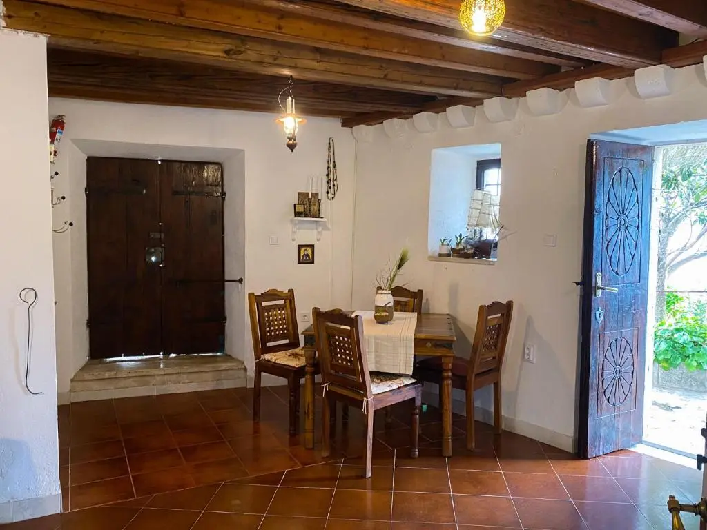 Пераст: Charming Bohemian House in Perast