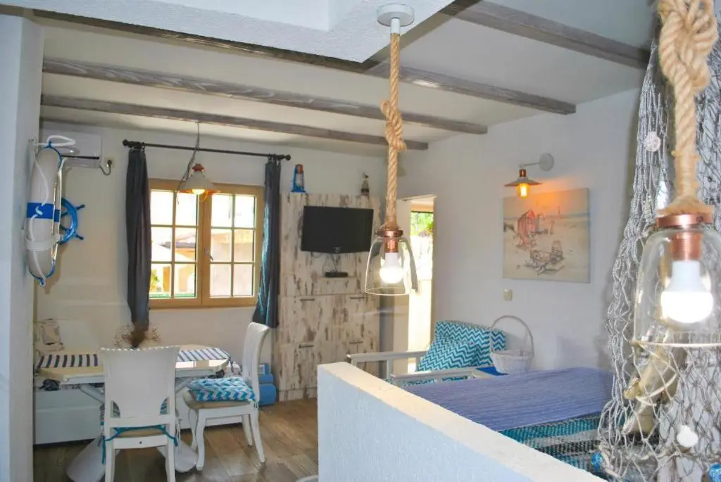Пераст: Mediterraneo House Perast