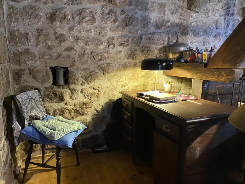 Радовичи: Old Stone House Radovići