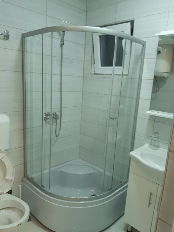 Будва: Apartmani Kosmac