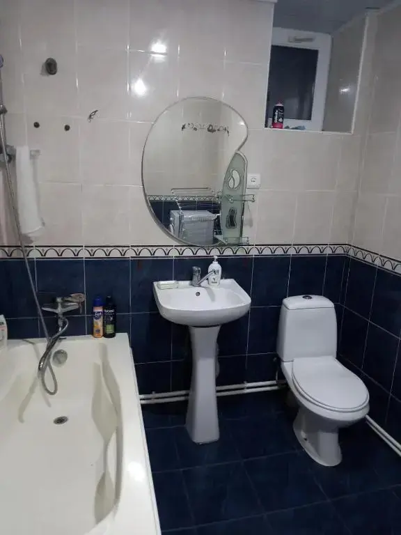 Гарни: Guest House SAMAN