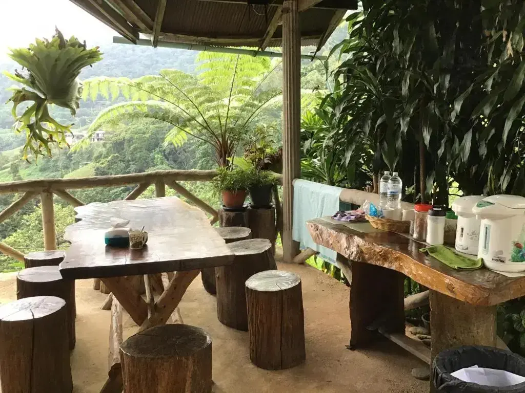 Тап-Тао: Phu Plai Fah