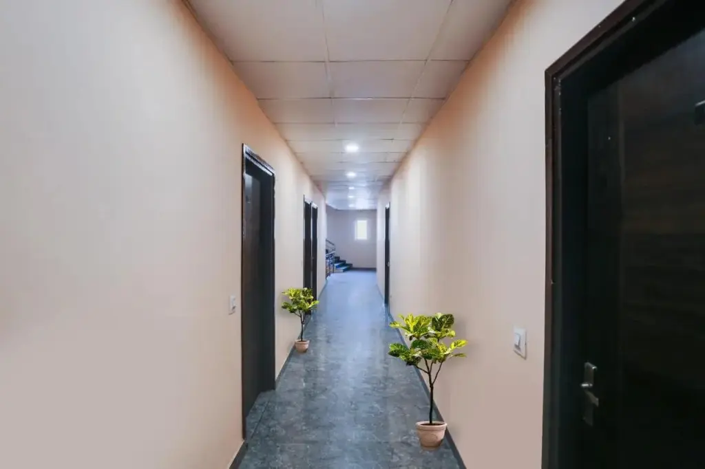 Нью-Дели: OYO Flagship 80701 Gour Stay Inn