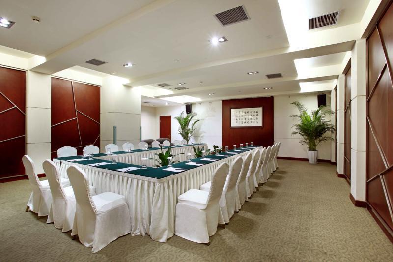 Чэнду: Green Land Hotel Chengdu