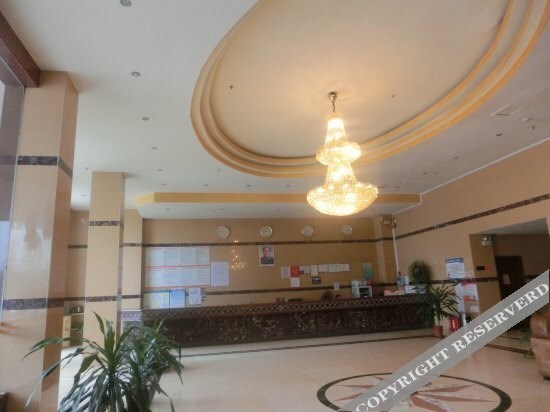 Чжаоцин: Longsheng Hotel