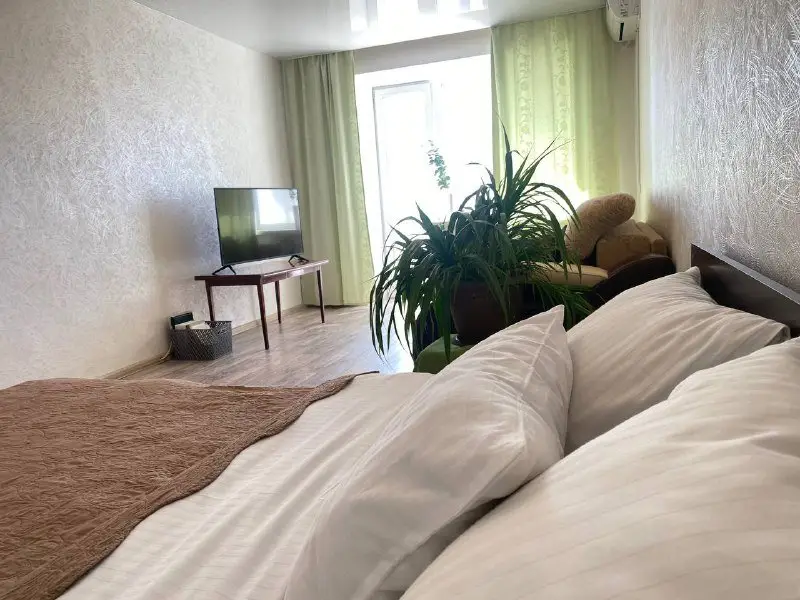 Комсомольск-на-Амуре: Апартаменты ApartLand на Мира 5