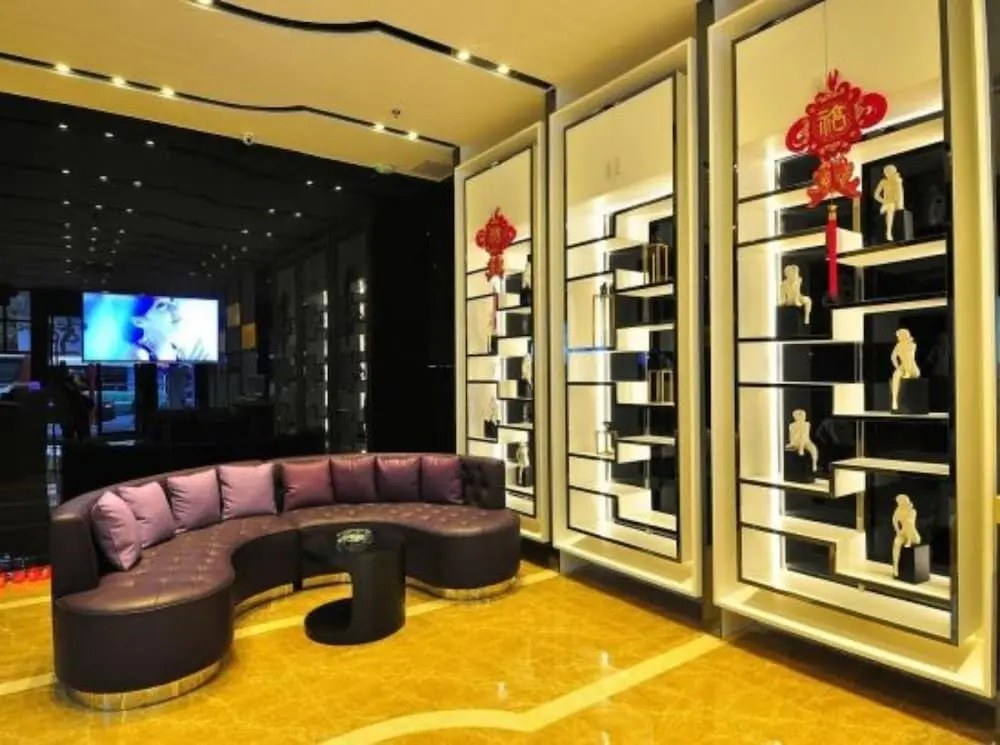 Гуанчжоу: Enjoy Hotels- Luoxi Metro Station Branch