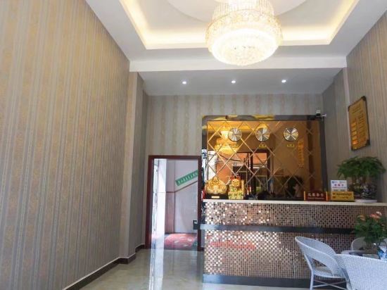 Леишан: Leishan Zhaotai Hotel