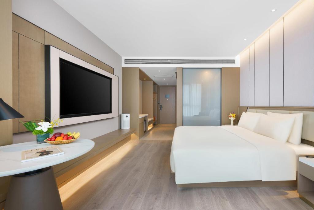 Цзинань: Yaduo Hotel, East Square, Jinan West Station