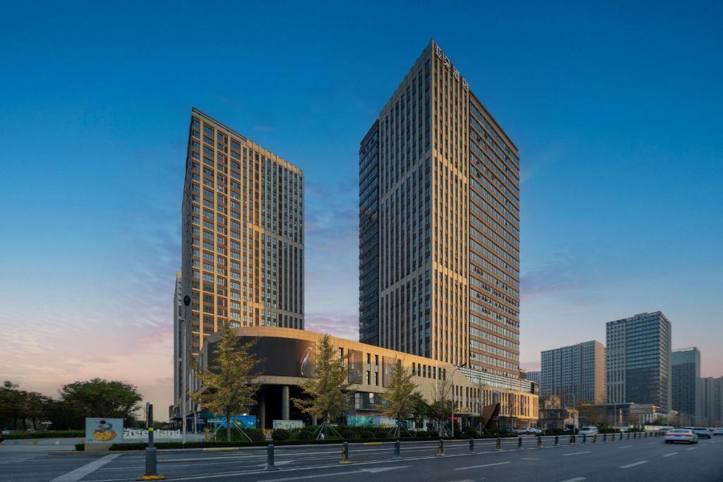Цзинань: Yaduo Hotel, East Square, Jinan West Station