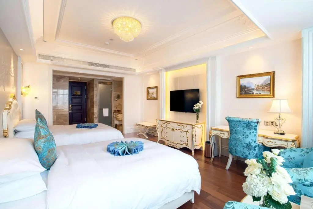 Куньмин: Wyndham Grand Kunming East
