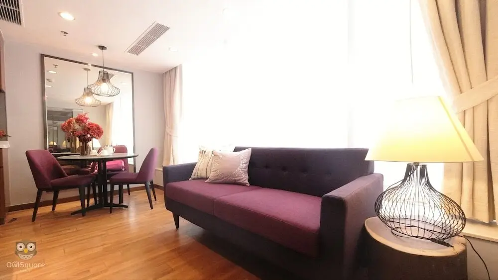 Гонконг: Owl Square Residence