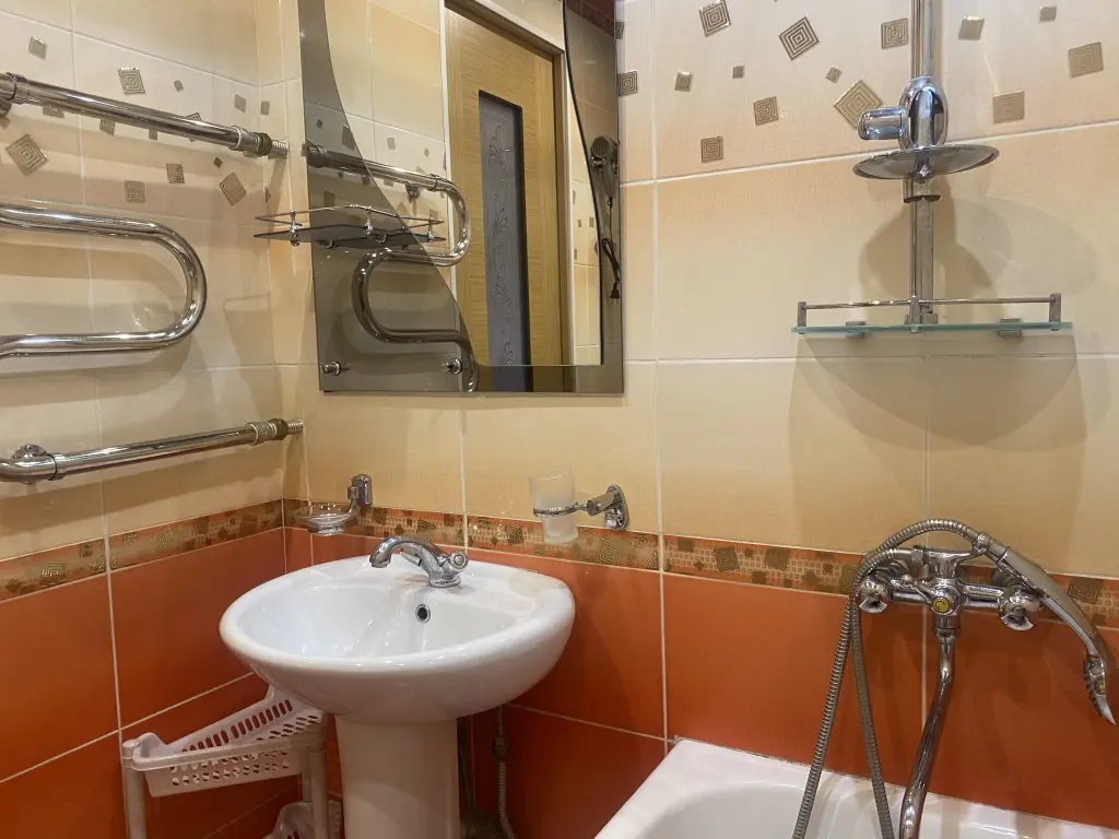 Комсомольск-на-Амуре: Апартаменты ApartLand Партизанская 15 к1