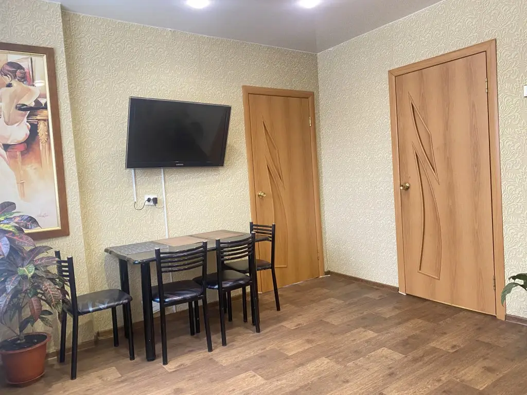 Комсомольск-на-Амуре: Апартаменты Пионерская 20