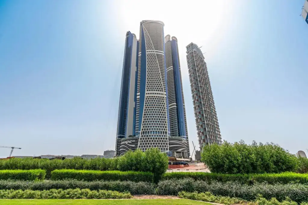 Дубай: Aliving Luxury 1br Paramount Towers Business Bay 6205