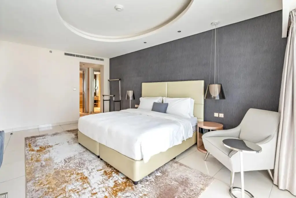 Дубай: Aliving Luxury 1br Paramount Towers Business Bay 6205