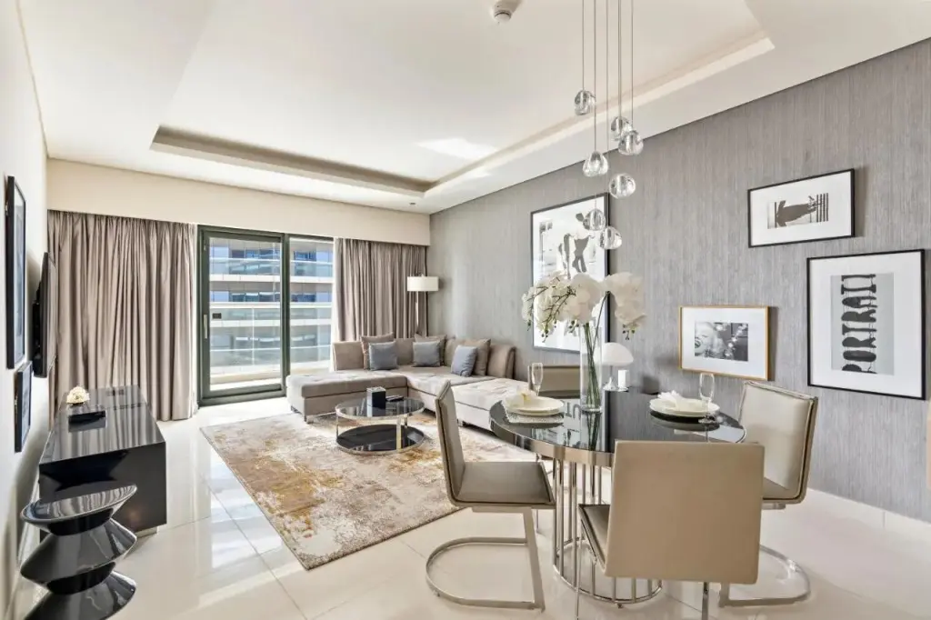 Дубай: Aliving Luxury 1br Paramount Towers Business Bay 6205