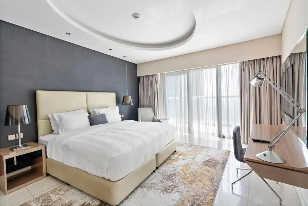 Дубай: Aliving Luxury 1br Paramount Towers Business Bay 6205