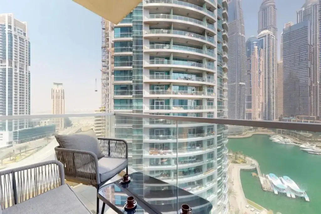 Дубай: No 9 Dubai Marina - Vacationer