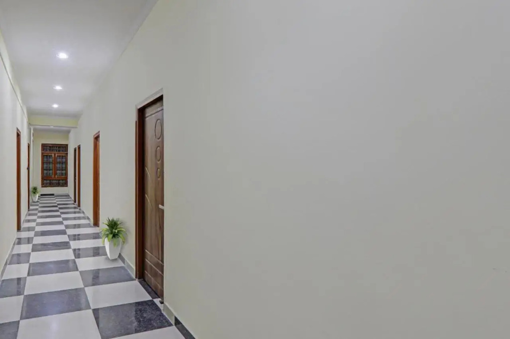 Лакхнау: OYO Flagship 80680 Hotel Harsh Inn