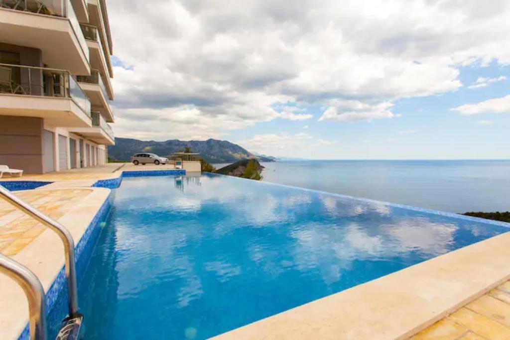 Бечичи: Tophill Altezza-13 - best view and pool