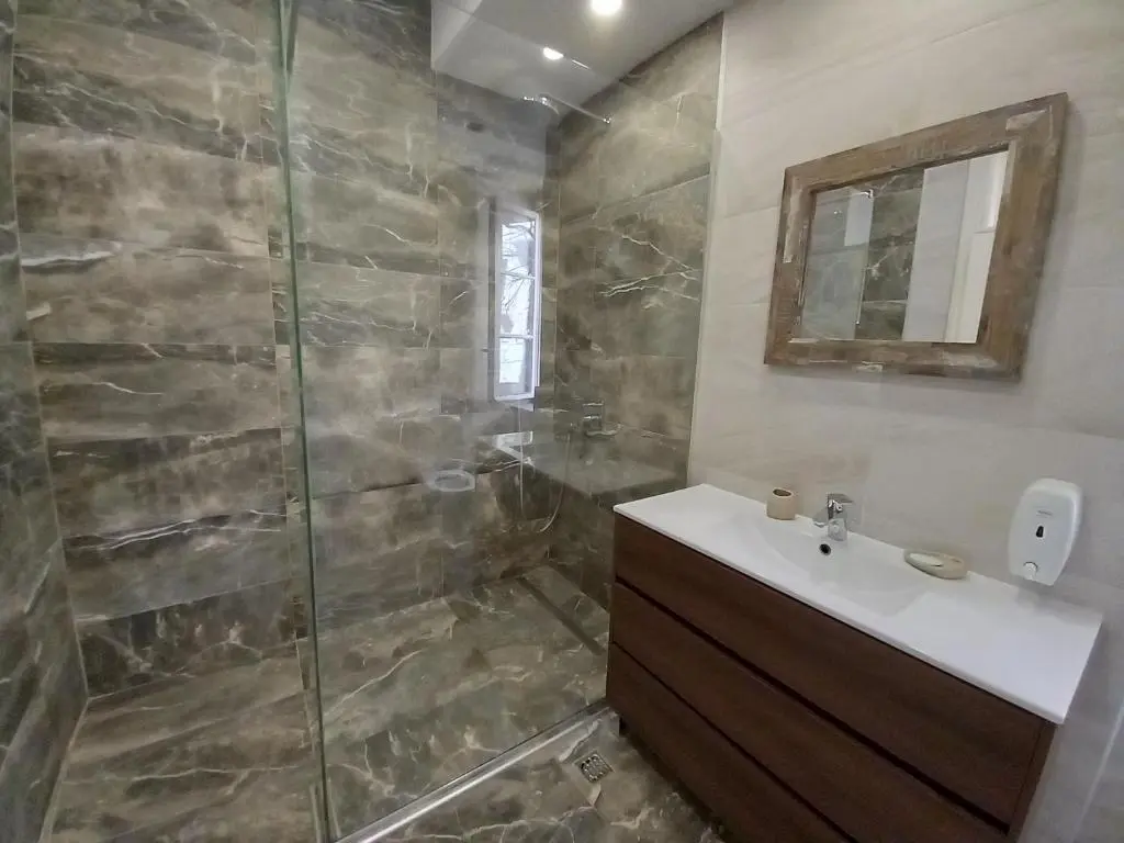 Доброта: Old Town Sea Gate Apartment