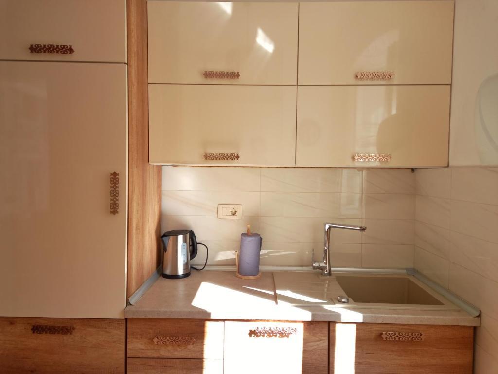 Доброта: Old Town Sea Gate Apartment