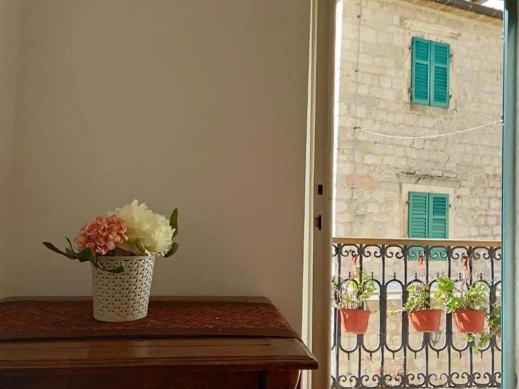 Доброта: Old Town Sea Gate Apartment