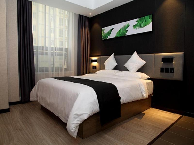 Сиань: Up And In Shan'xi Xi'an Weiyang District Yangguang Beijun