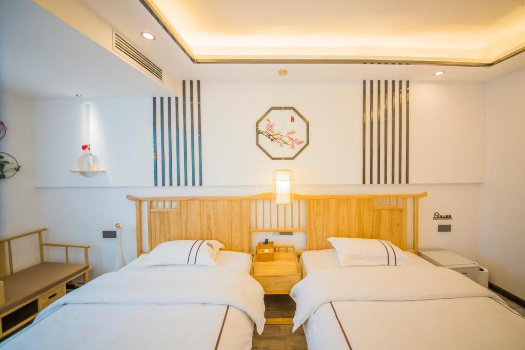 Лицзян: Lijiang Hanxia Inn