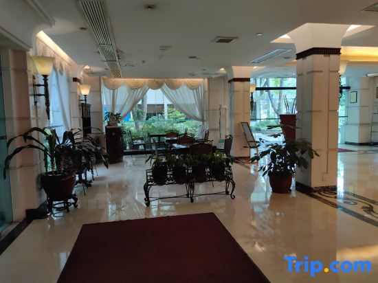 Дунгуань: Dongguan