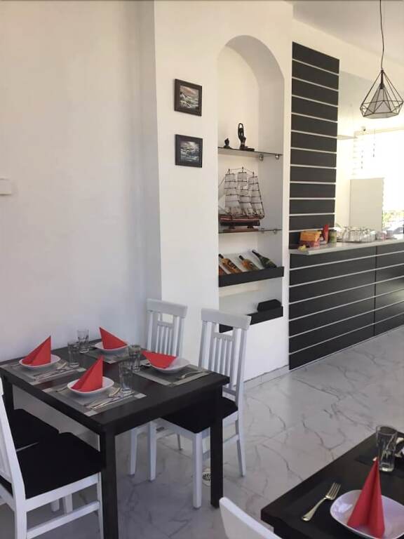 Добро Вода: Garni Hotel Lana