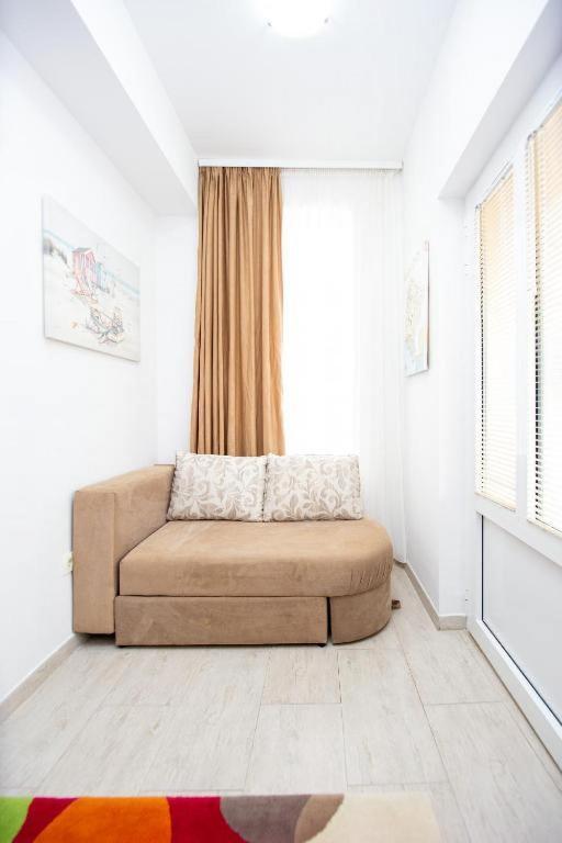 Доброта: Apartment with Shared Pool in Prčanj Montenegro