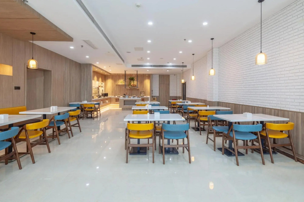 Циндао: Hanting Hotel Qingdao Ocean University Of China