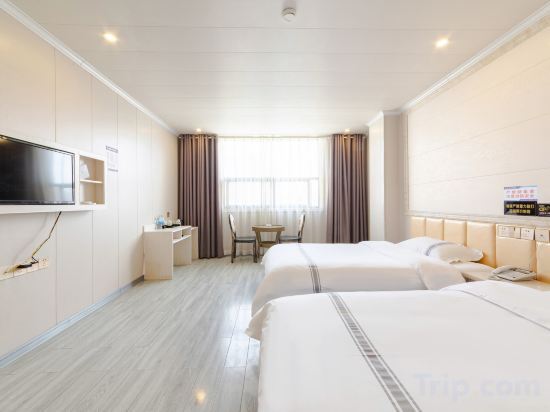 Личуань: Lichuan Riverview Hotel