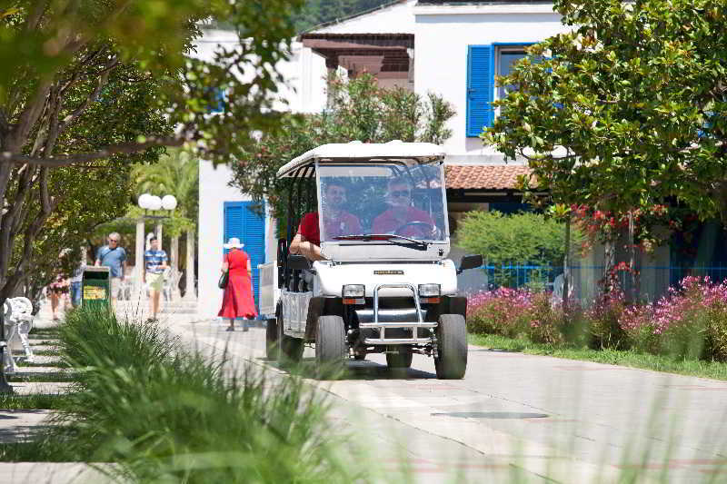 Будва: Slovenska Plaža Resort