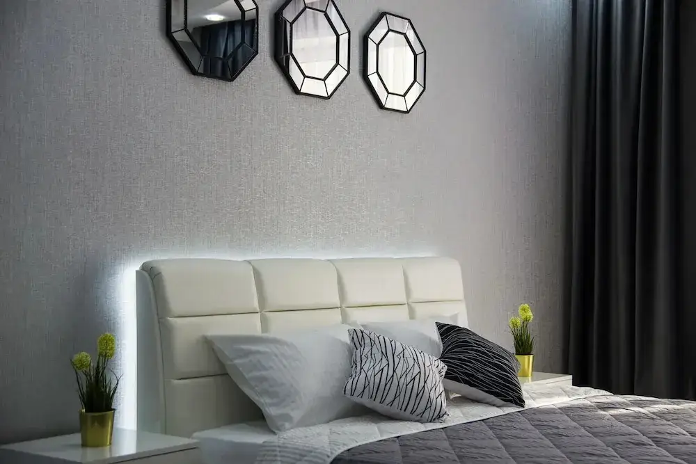 Омск: Апартаменты Luxe, ул. Масленникова, 58