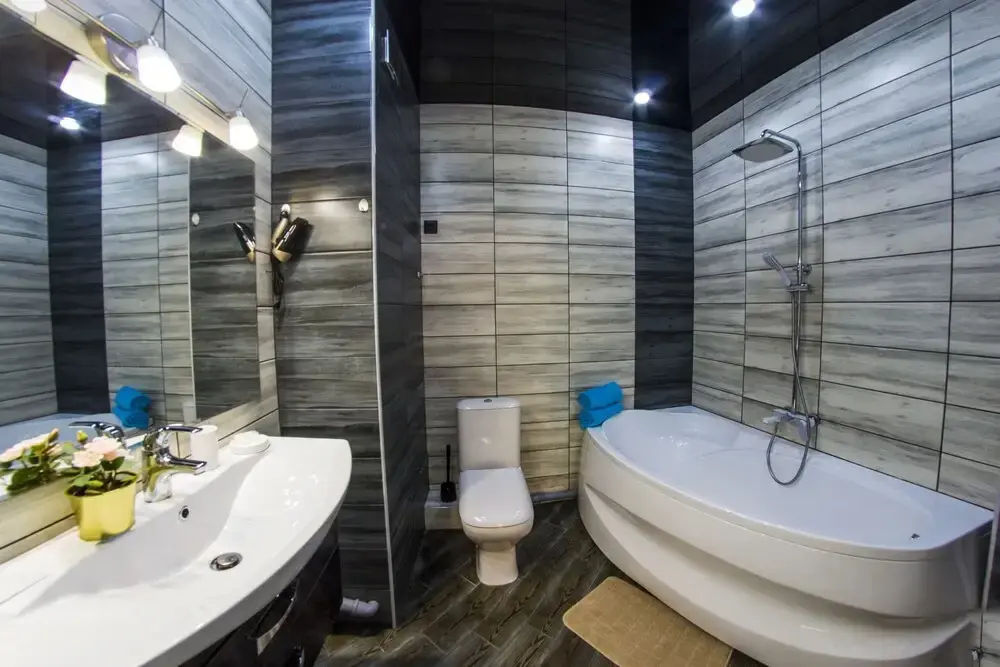 Омск: Апартаменты Luxe, ул. Масленникова, 58