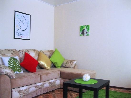 Омск: Apartment na Mira 36