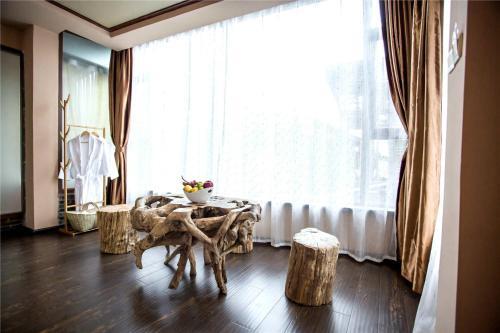 Лицзян: Lijiang Zhuohuayuan Boutique Inn