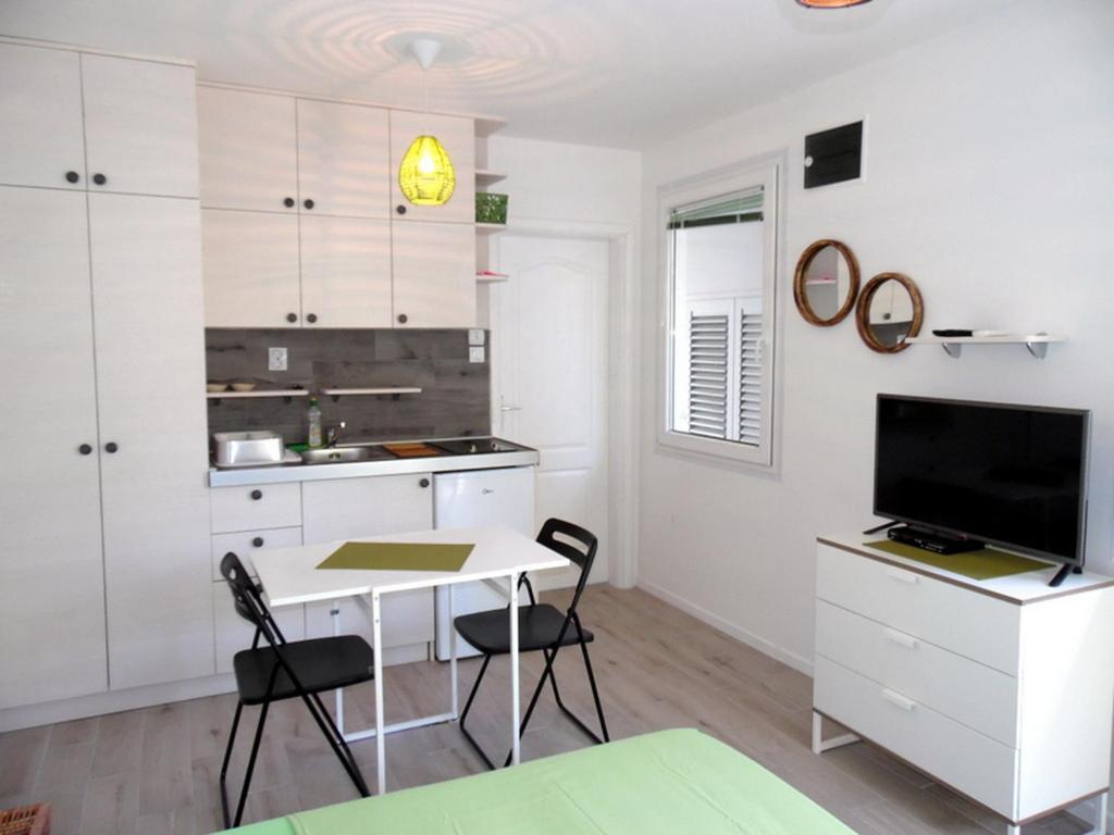Петровац: Apartments Katarina Garden