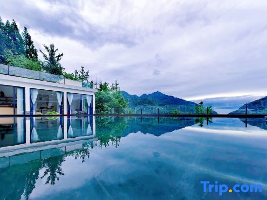 Вэньчуань: QianYuQianXun Hot Spring Homestay