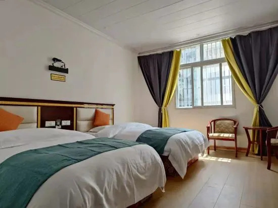 Мокси: Hailuogou Heyue Garden Hotel