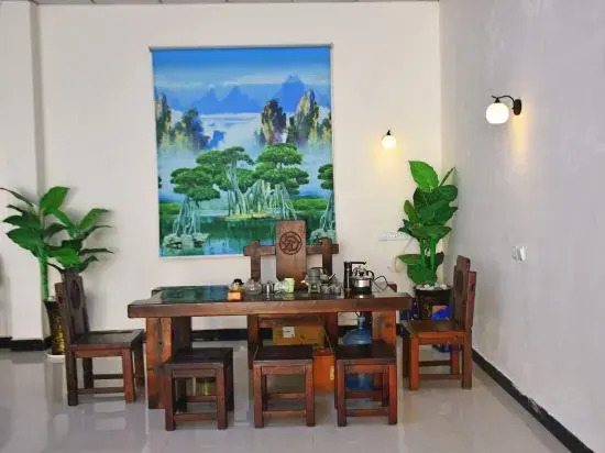 Мокси: Hailuogou Heyue Garden Hotel
