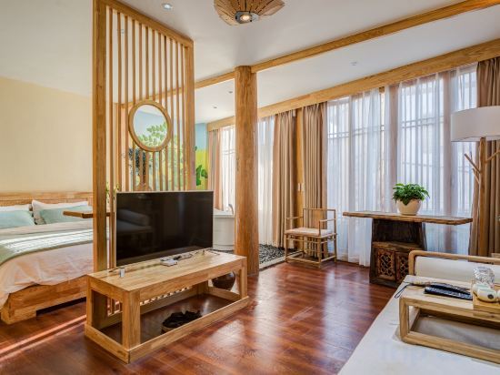 Лицзян: Huatian Yueshe Inn (Lijiang Chanmian)