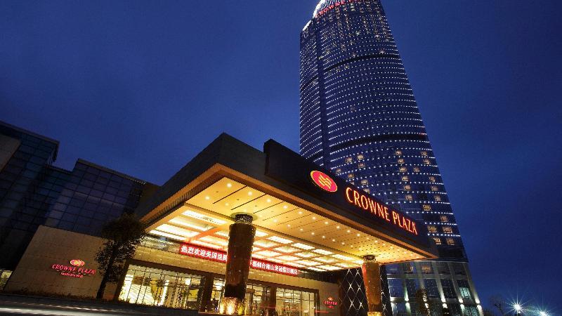 Crowne Plaza Yantai Sea View Yantai — фото 1