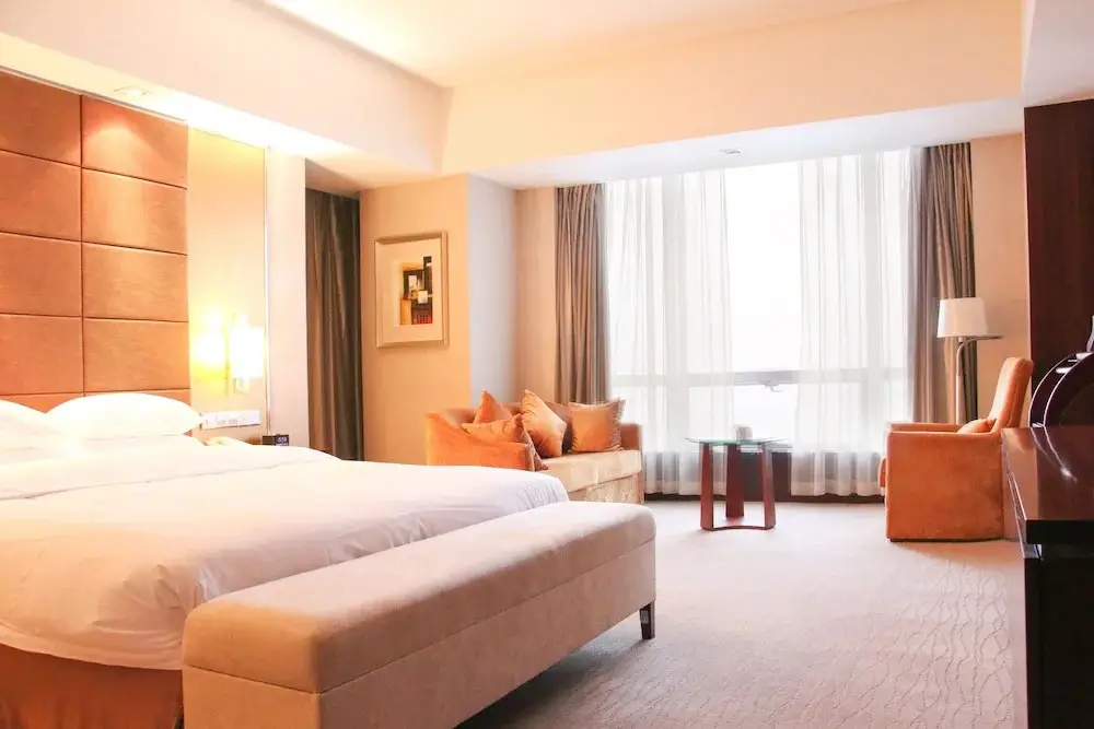 Яньтай: Crowne Plaza Yantai Sea View Yantai