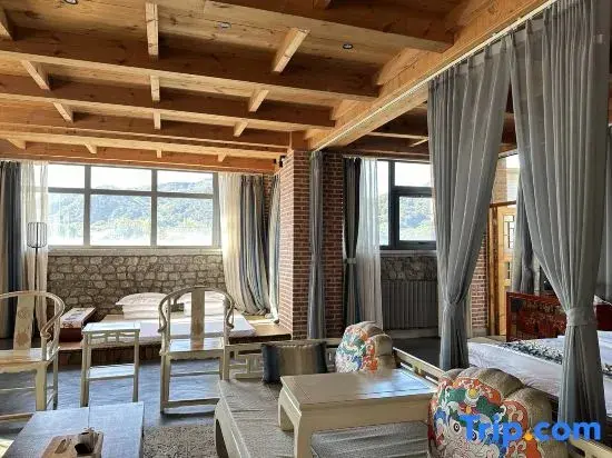 Пекин: Great Wall Station Castle Guesthouse