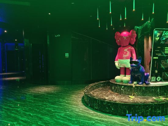 Сянси: Jishou Jinxuan Hotel