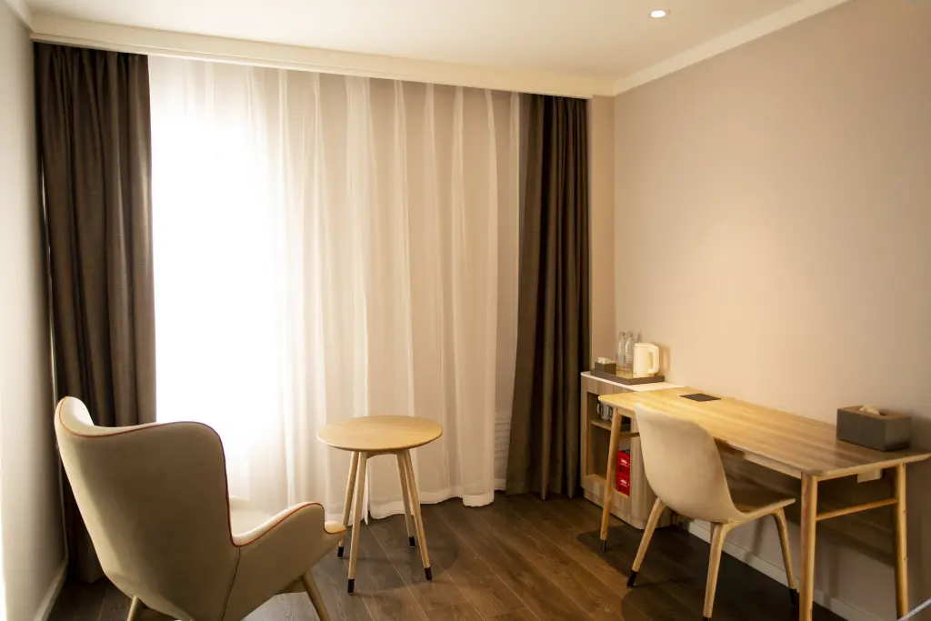 Тяньцзинь: Hanting Hotel (Tianjin Jizhou Jianshe Building)
